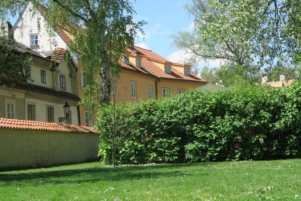 Garden Residence Prague Castle المظهر الخارجي الصورة